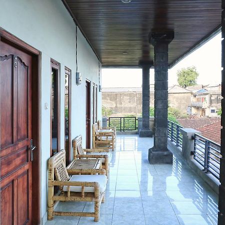 Hotel Reddoorz @ Mataram Kuta 3 Zewnętrze zdjęcie