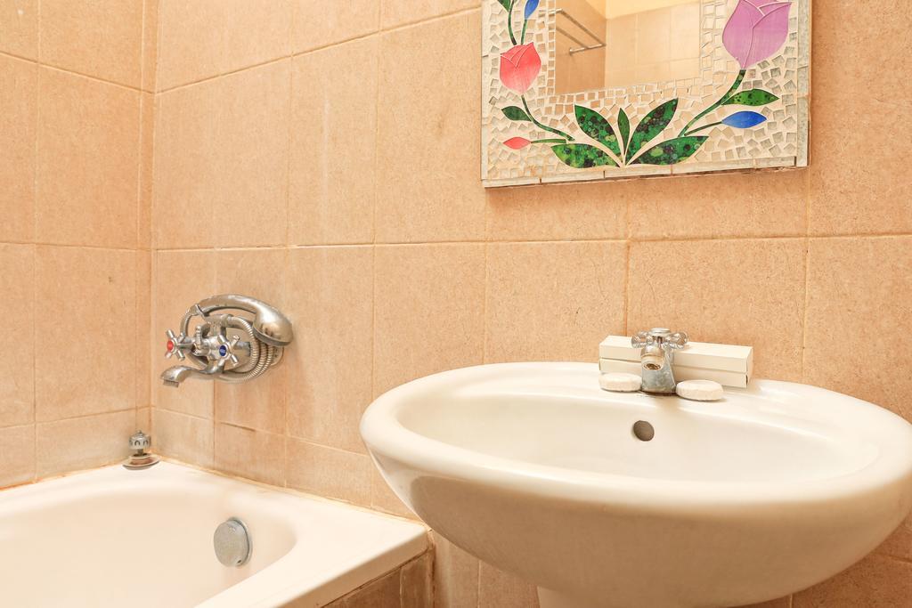 Hotel Reddoorz @ Mataram Kuta 3 Zewnętrze zdjęcie