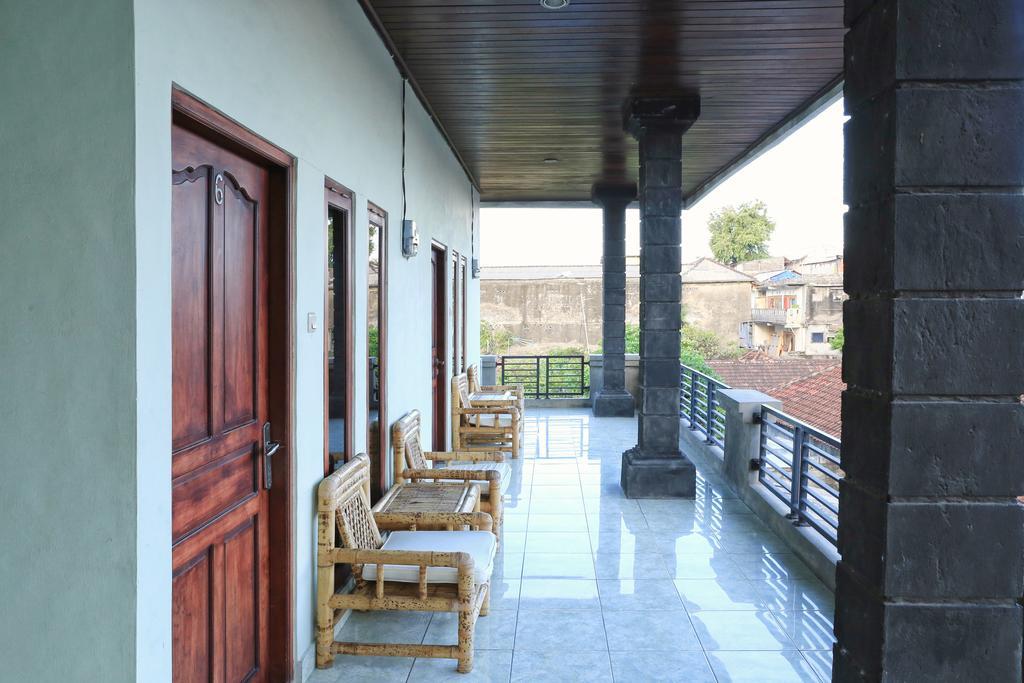 Hotel Reddoorz @ Mataram Kuta 3 Zewnętrze zdjęcie